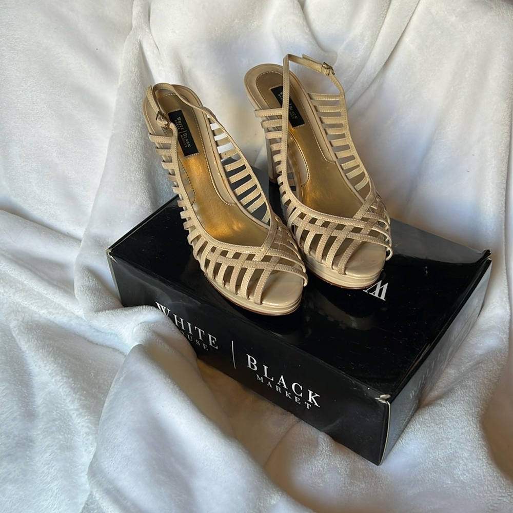 Dress shoes